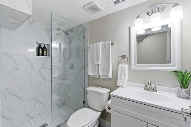7008 EDENBROOK COURT, Tampa, FL 33634