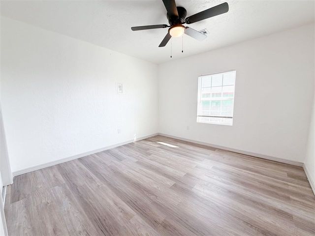 1415 NW 44th St, Lawton, OK 73505