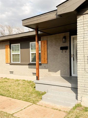 1415 NW 44th St, Lawton, OK 73505