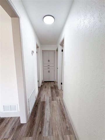 1415 NW 44th St, Lawton, OK 73505