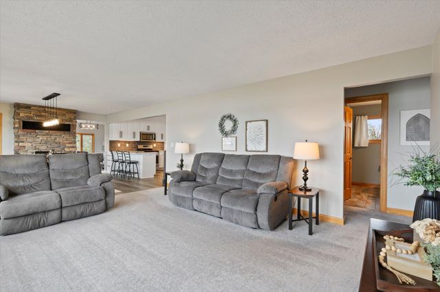 6246 Highland Scenic Road, Baxter, MN 56425