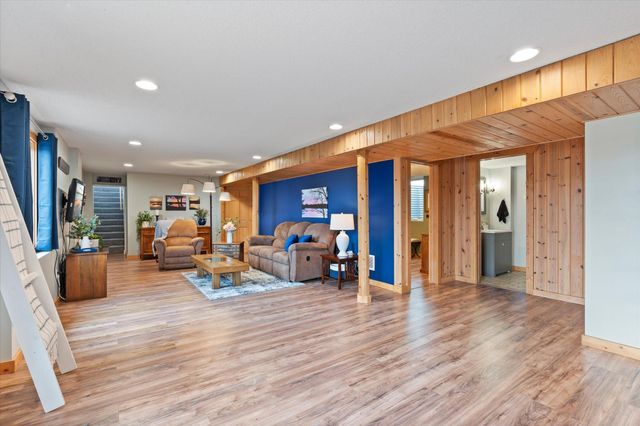 6246 Highland Scenic Road, Baxter, MN 56425