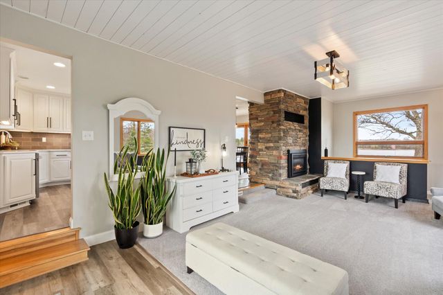 6246 Highland Scenic Road, Baxter, MN 56425