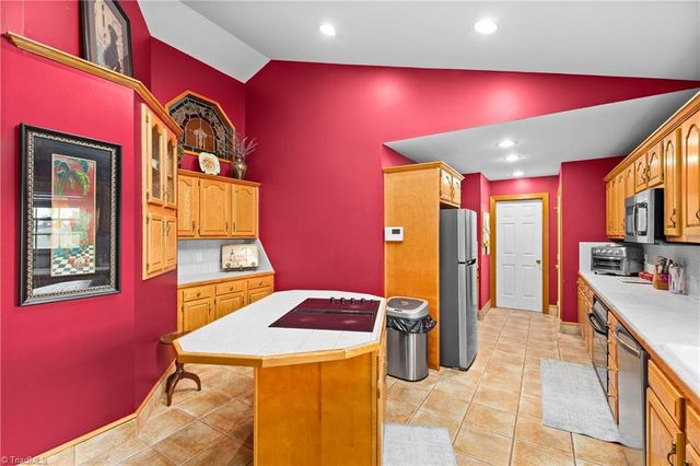 128 Meadowview Road, Mocksville, NC 27028