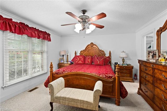 128 Meadowview Road, Mocksville, NC 27028