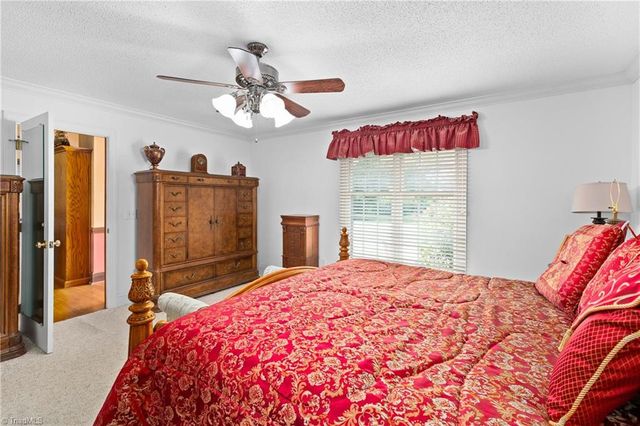 128 Meadowview Road, Mocksville, NC 27028