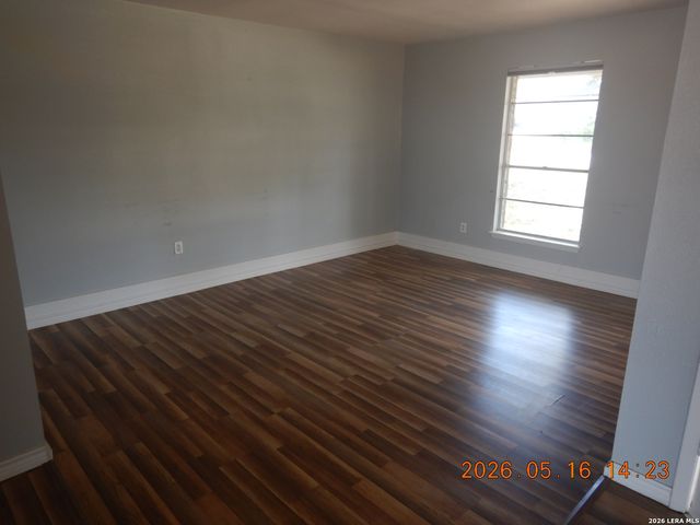 5923 Northgap St, Windcrest, TX 78239