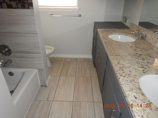5923 Northgap St, Windcrest, TX 78239