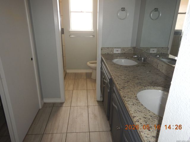 5923 Northgap St, Windcrest, TX 78239