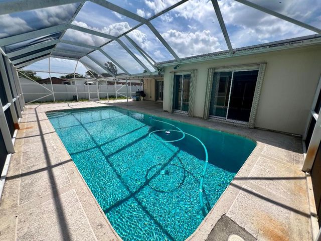 3119 Caribb Way, Lake Worth, FL 33462