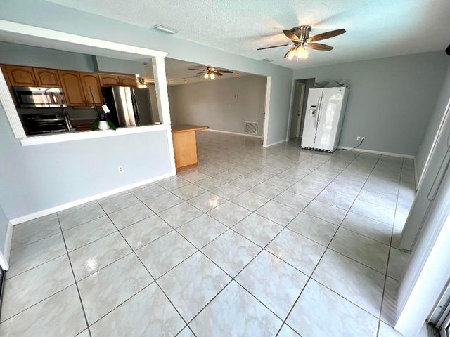 3119 Caribb Way, Lake Worth, FL 33462