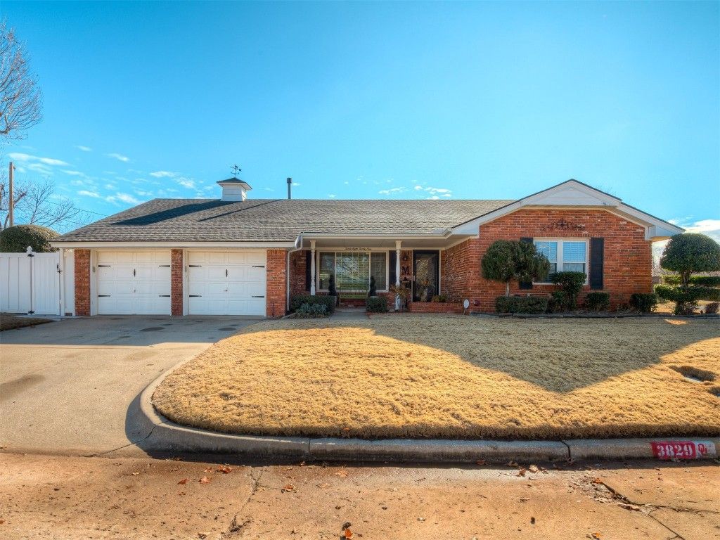 Image 5 of property listing at 3829 NW 58th Terrace, Oklahoma City, OK 73112
