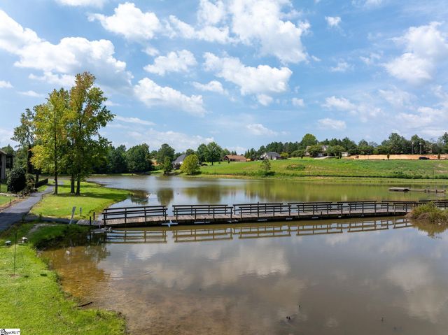 912 Wando Road, Roebuck, SC 29376