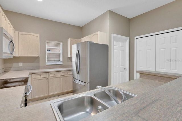 216 MAGICAL WAY, Kissimmee, FL 34744