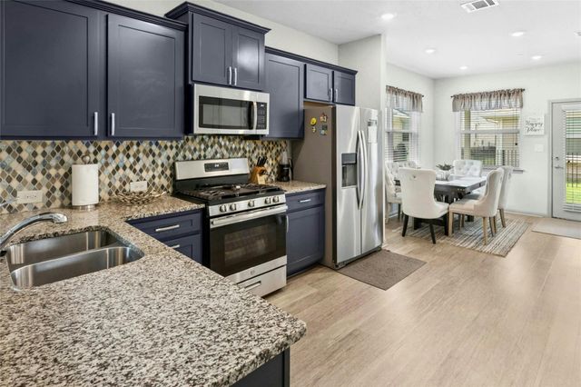 2800 Joe Dimaggio BLVD 96, Round Rock, TX 78665