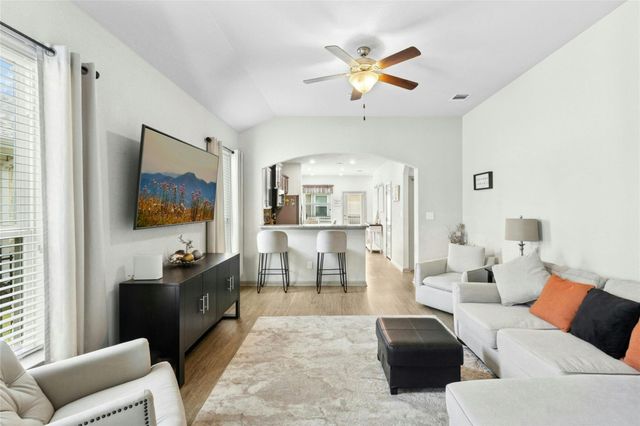 2800 Joe Dimaggio BLVD 96, Round Rock, TX 78665