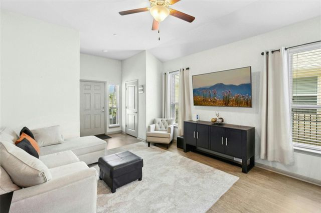 2800 Joe Dimaggio BLVD 96, Round Rock, TX 78665