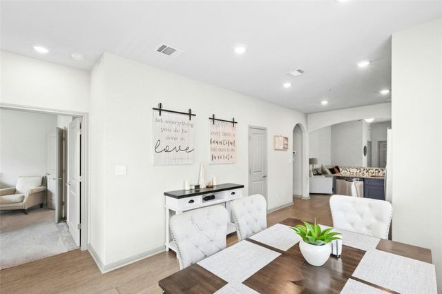 2800 Joe Dimaggio BLVD 96, Round Rock, TX 78665