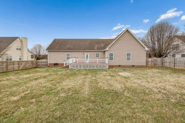 408 Remington Ln, Mcminnville, TN 37110