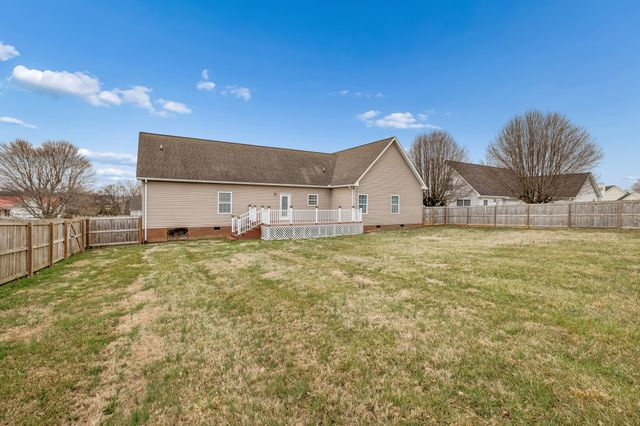 408 Remington Ln, Mcminnville, TN 37110