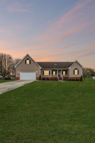 408 Remington Ln, Mcminnville, TN 37110