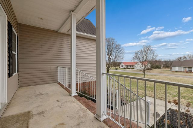 408 Remington Ln, Mcminnville, TN 37110