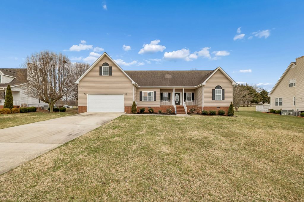 408 Remington Ln, Mcminnville, TN 37110