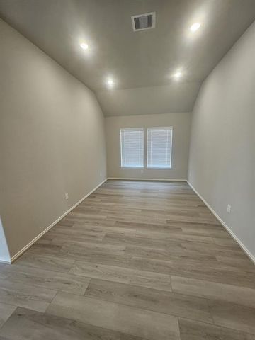 111 Bright Valley Way, Richmond, TX 77406
