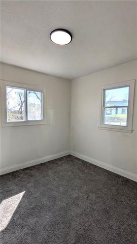 3812 E 93rd Street, Kansas City, MO 64132