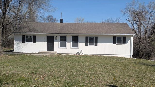 3812 E 93rd Street, Kansas City, MO 64132