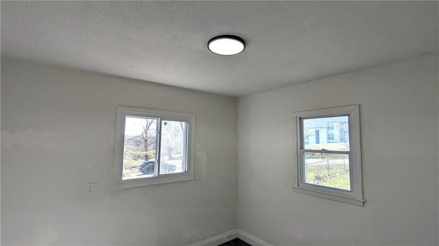 3812 E 93rd Street, Kansas City, MO 64132