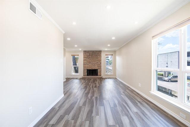 10650 Steppington Drive 228, Dallas, TX 75230