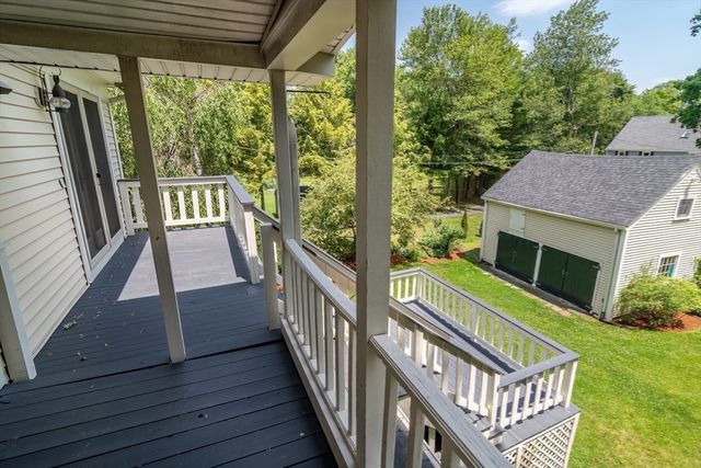 18 Norfolk Ave, Medway, MA 02053