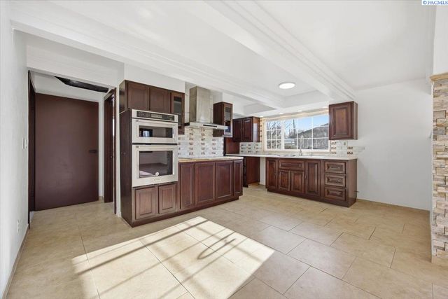 106 Casey Avenue, Richland, WA 99352