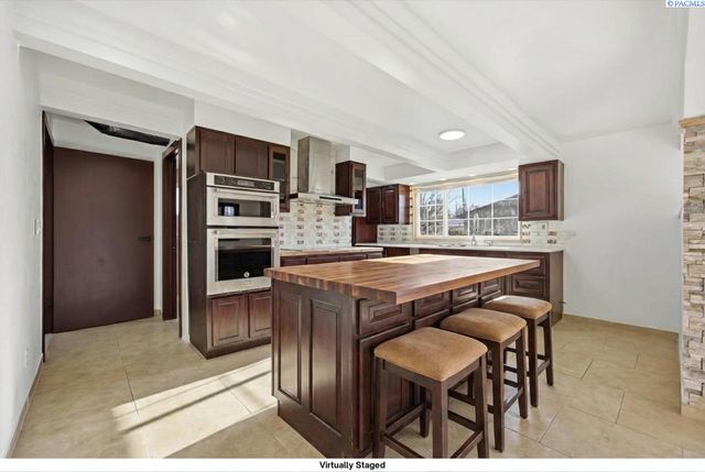 106 Casey Avenue, Richland, WA 99352