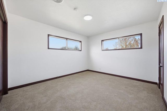 106 Casey Avenue, Richland, WA 99352