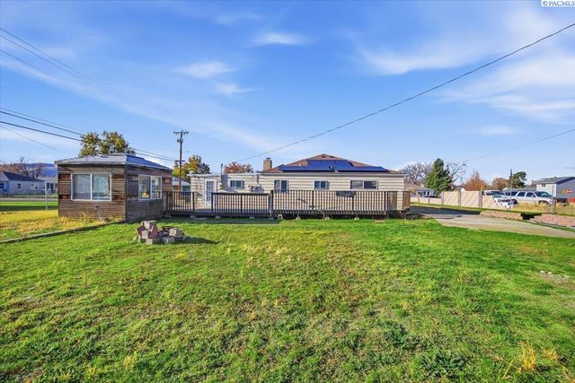 106 Casey Avenue, Richland, WA 99352