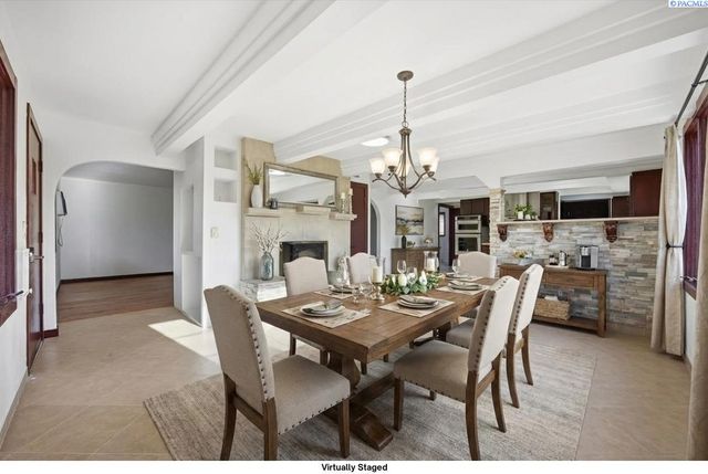 106 Casey Avenue, Richland, WA 99352