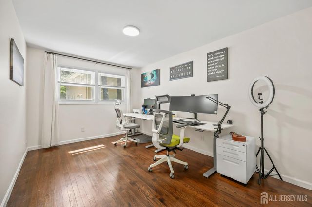 4 Andrew Place, East Brunswick, NJ 08816