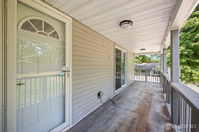 4 Andrew Place, East Brunswick, NJ 08816