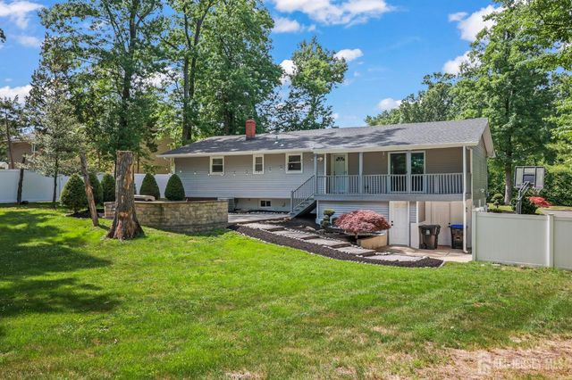 4 Andrew Place, East Brunswick, NJ 08816