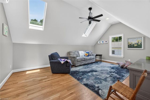 6975 Kenbridge Drive, Clemmons, NC 27012