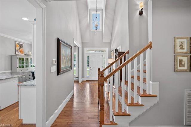 6975 Kenbridge Drive, Clemmons, NC 27012