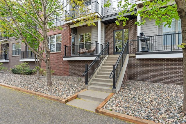 3640 Wooddale Avenue S 102, Saint Louis Park, MN 55416
