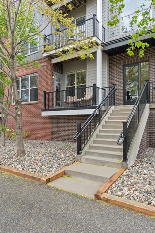 3640 Wooddale Avenue S 102, Saint Louis Park, MN 55416