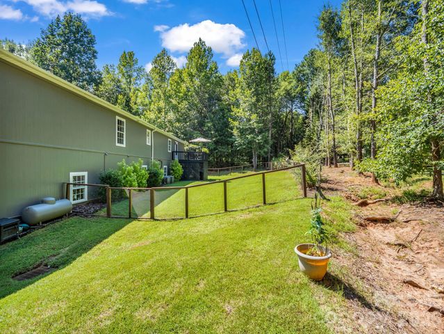 3860 Landrum Road 13, Columbus, NC 28722