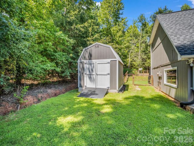 3860 Landrum Road 13, Columbus, NC 28722