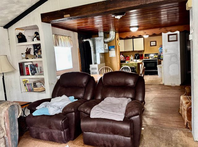 382 Shappell Road, Harrison, MI 48625
