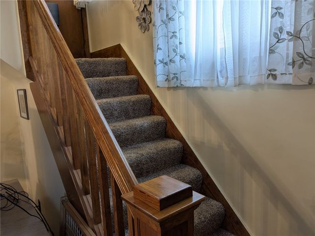 2525 7Th Ave, Beaver Falls, PA 15010