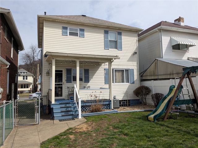 2525 7Th Ave, Beaver Falls, PA 15010